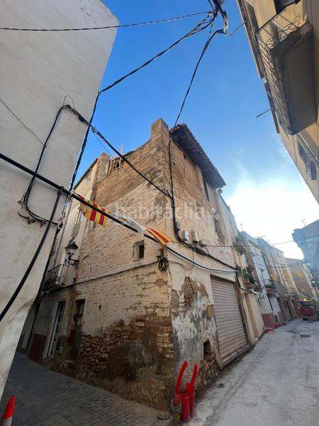 Foto 170d8754-ab54-416d-9f99-d269f2482e51. Terreno residencial casa per reformar integralment a en Xerta