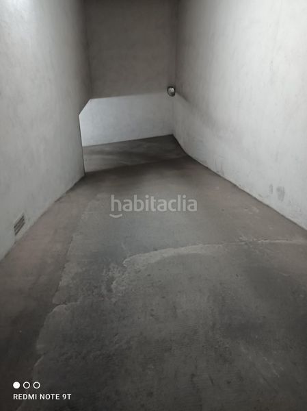 Foto 323cb861-78b0-47e5-bf32-f2d54c7e3f1d. Aparcament cotxe a Temple Tortosa
