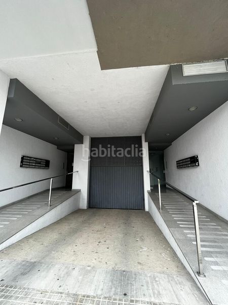 Foto 0acfef1b-398c-4707-bb23-a141cada8734. Aparcament cotxe a Centre Tortosa