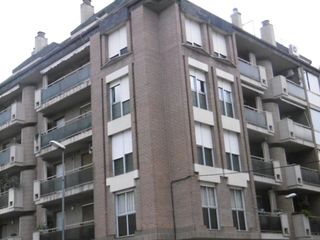 Flat in Roquetes. Se vende piso en roquetes con plaza de párquing  trastero.