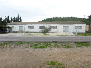 Industrial building in Remolins - Sant Jaume. Nave industrial con parcela y oficina