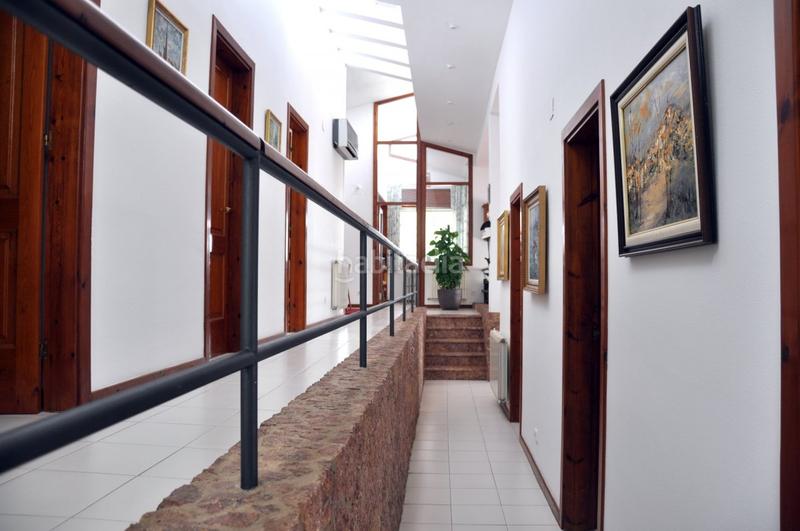 Foto b97830a4-e841-4e41-a221-c4807a570036. Chalet magnifico chalet en zona simpática , a 5 minutos del centro de la ciudad. en Tortosa
