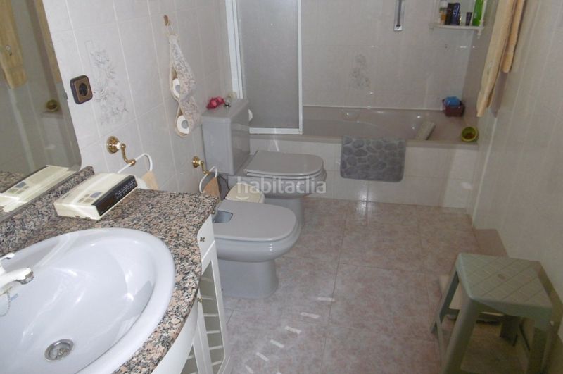 Foto a5dbed62-c326-4024-985c-954924f103a5. Casa amb calefacció aparcament a Urbanitzacions Tortosa