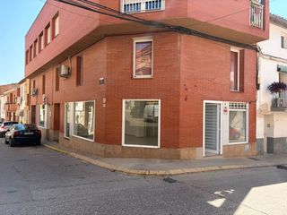 Lloguer Local Comercial a Carrer calvari 16