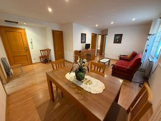 Miete Etagenwohnung  Carrer bisbe torres