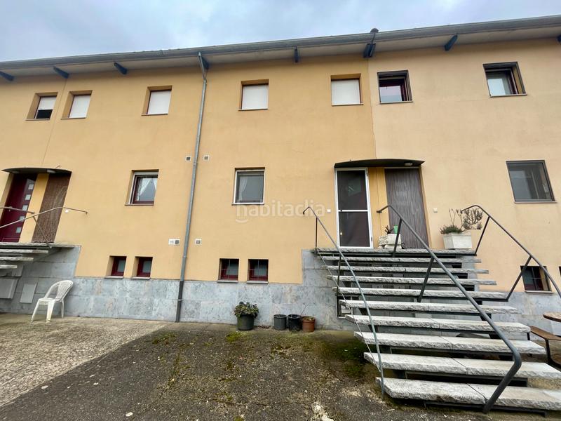 Foto 266a4872-0690-4402-a727-ca227bcc8494. Casa pareada casa de 171 m2 a en Sant Joan de les Abadesses