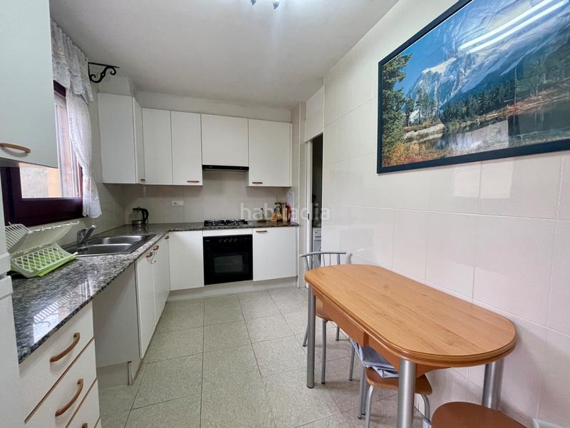 Foto feb247a8-f1ae-4337-bcc1-5877e1d9c98e. Casa pareada casa de 171 m2 a en Sant Joan de les Abadesses