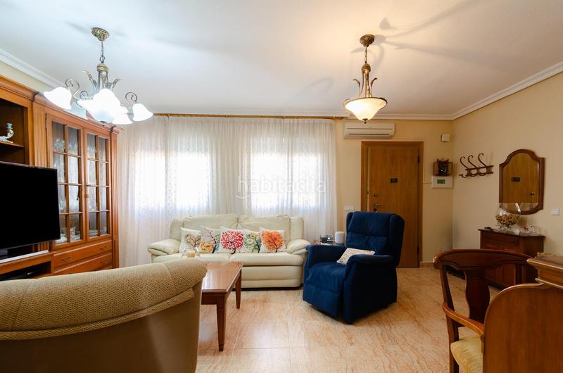 Foto 9294bd43-caf6-46e4-9d2e-91eb0484e989. Dúplex amb calefacció aparcament a Roche Unión (La)