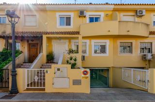 Duplex  Calle de huerto. Dplex en el centro de roche
