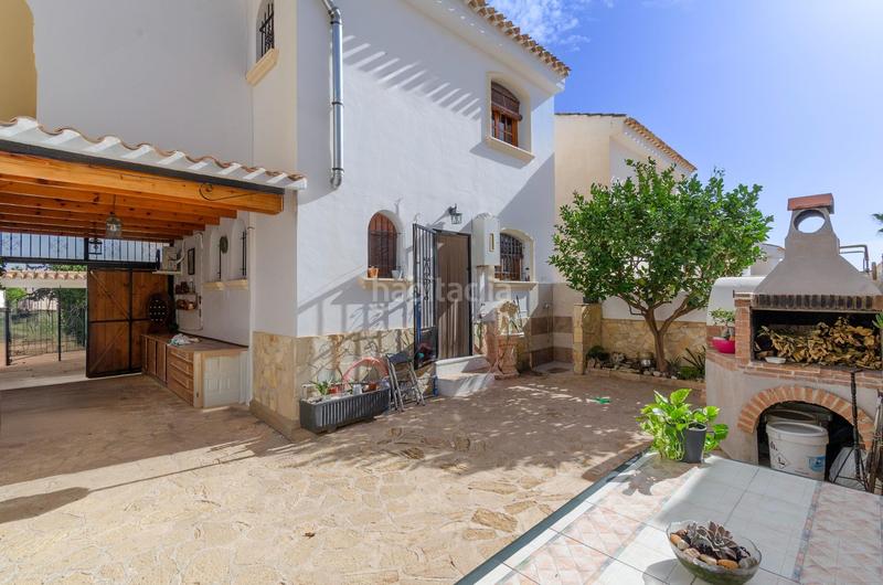 Foto 0cf5ddc8-0159-4ec2-b082-12fc46a6a04c. Casa con parcheggio in Bolnuevo Mazarrón