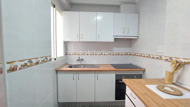 Foto 100cba40-f058-4f03-b3dd-628ecb65c162. Alquiler piso  en calle ramón y cajal en Ciudad Jardín Cartagena