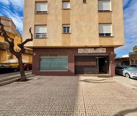 Local Comercial  Barrio del sureste. Local comercial en la uni�n