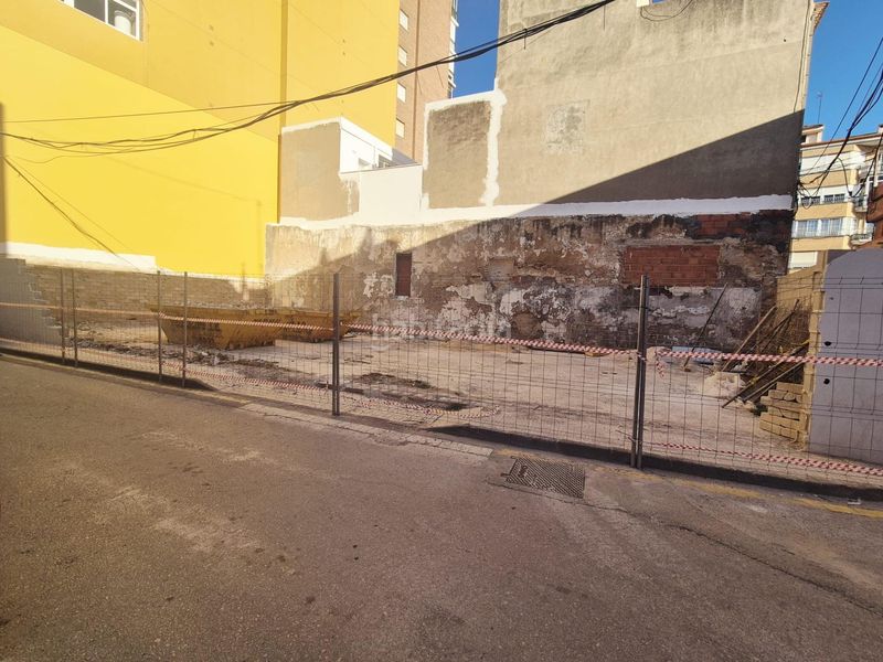 Foto f8ee6f76-7b60-4d7f-880b-811b52911233. Aparcament cotxe a La Unión Unión (La)