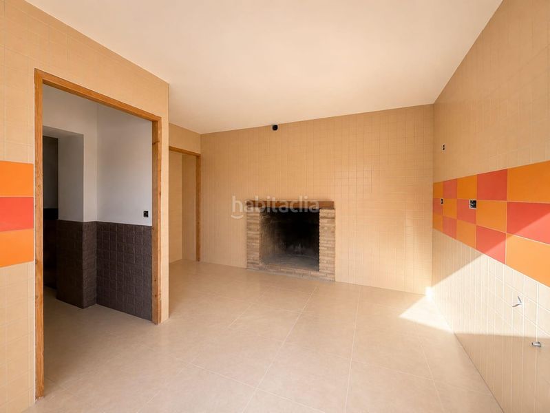 Foto 4238a7b8-cf0b-4048-8705-bbaa570b623a. Casa adossada a Coy Lorca