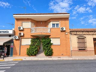 Haus in La Unión. Vivienda en el garbanzal de 478m2 y sotano de 214m2