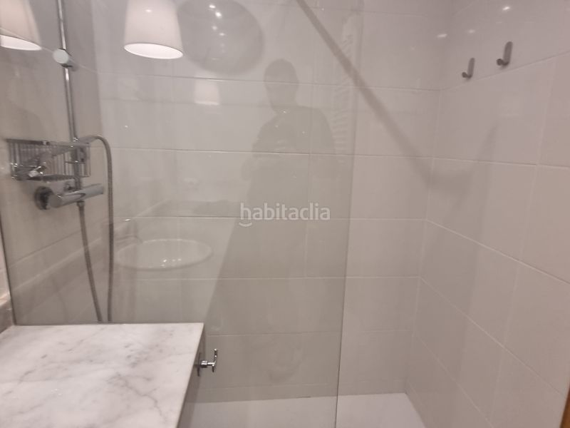 Foto 45f4b4c2-ba1d-4410-add3-538f4db180c3. Planta baixa amb calefacció a Eixample Sud-Migdia Girona