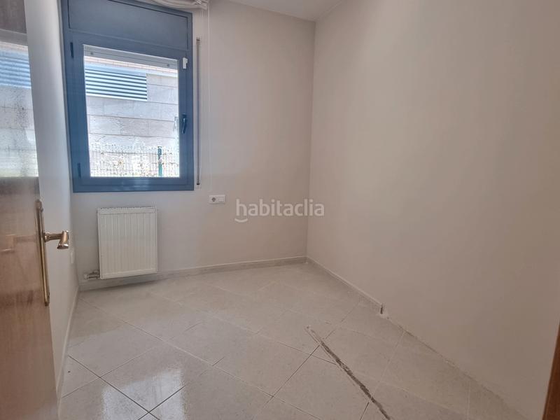 Foto 5897f74f-08d3-44f3-985a-32003496c030. Flat in plaça josep irla i bosch 22 in Eixample Sud-Migdia Girona
