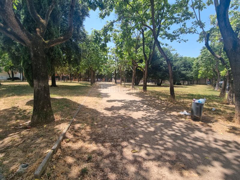 Foto 9ad0c3aa-874d-4613-b5b1-efe13b642677. Flat in plaça josep irla i bosch 22 in Eixample Sud-Migdia Girona