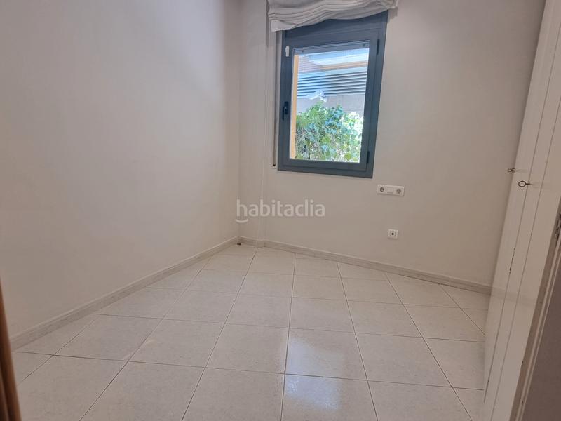 Foto c0da8a35-1d57-4f38-a32a-2ff821524781. Flat in plaça josep irla i bosch 22 in Eixample Sud-Migdia Girona