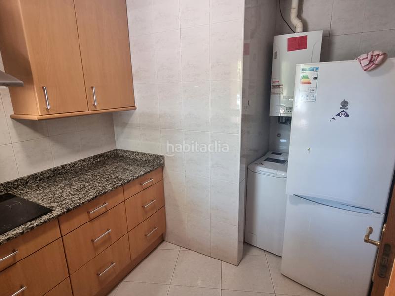 Foto e06d954f-7bcd-4f49-87d9-63dfce13cc7a. Flat in plaça josep irla i bosch 22 in Eixample Sud-Migdia Girona