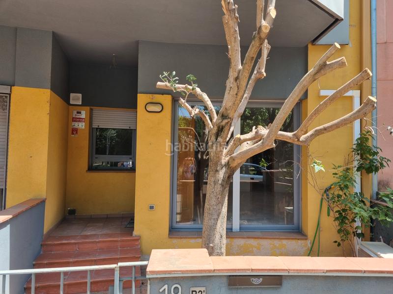 Foto fc2528cd-62b3-4f6a-b51f-0a5db15bfcc2. Flat in plaça josep irla i bosch 22 in Eixample Sud-Migdia Girona