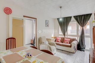 Flat in Mercat. Piso en venta en rub