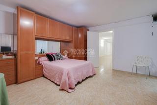 Business premise in Ca nOriol. Local comercial en venta en rub