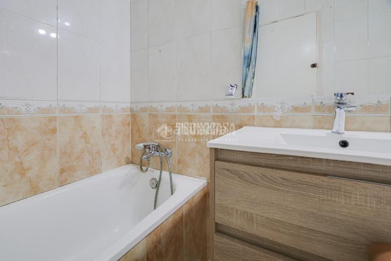 Foto d1078463-0452-414d-baa9-e6fde5962bb4. Piso  en venta en Mercat Rubí