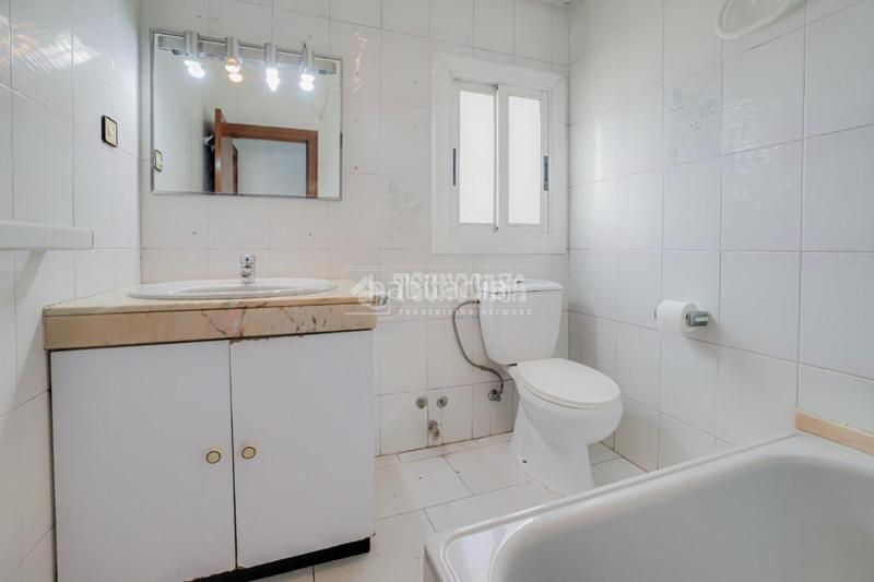 Foto 370a99e4-f9ab-414b-873d-2a92e9c053c2. Pis a Zona Nord Rubí