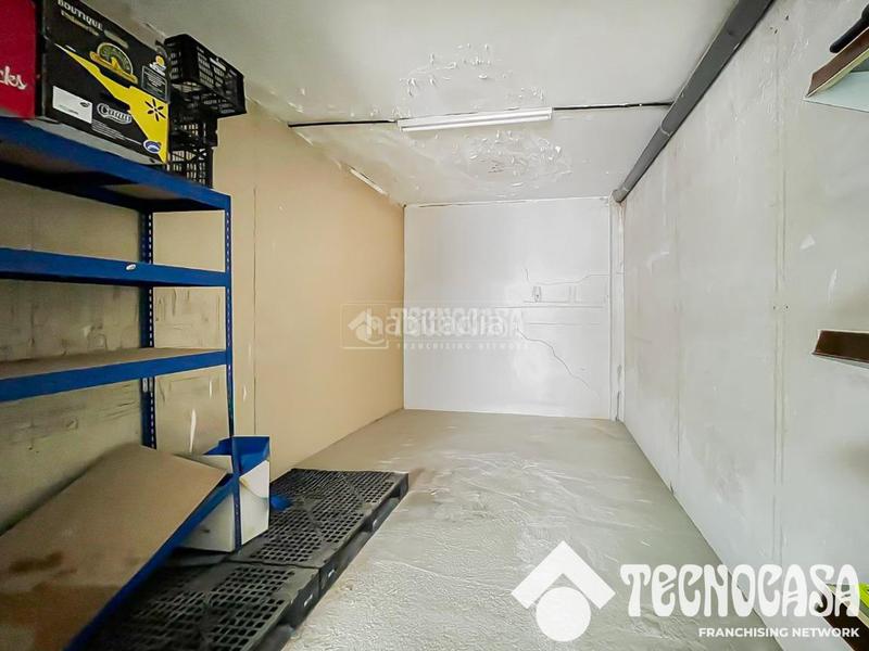 Foto 2461021f-7ed0-4203-a999-ade024b1294a. Miete geschäftsraum in Mercat Rubí