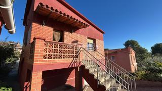 Haus in Centre. Casa en venta en rubí