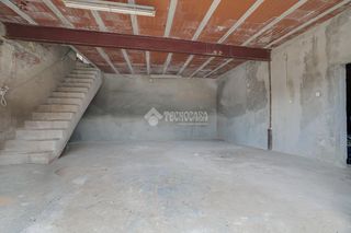 House in Castellnou-Can Mir-Can Solà. Casa en venta en rubí