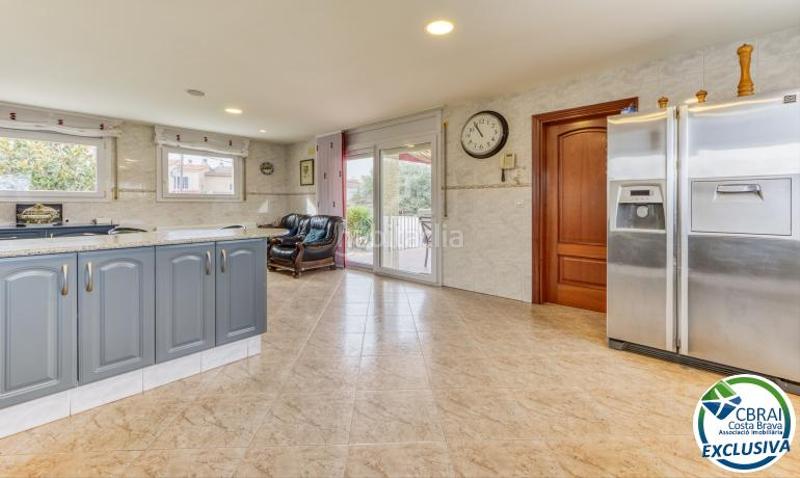 Foto 17074a76-8536-41cb-bfe6-3da368e4cfa6. Casa a carrer del cadí 13 a Nord Roses