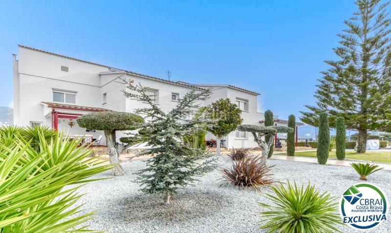 Foto 3d614ebd-9bcd-4442-8f85-bfcb1a14614f. Casa a carrer del cadí 13 a Nord Roses