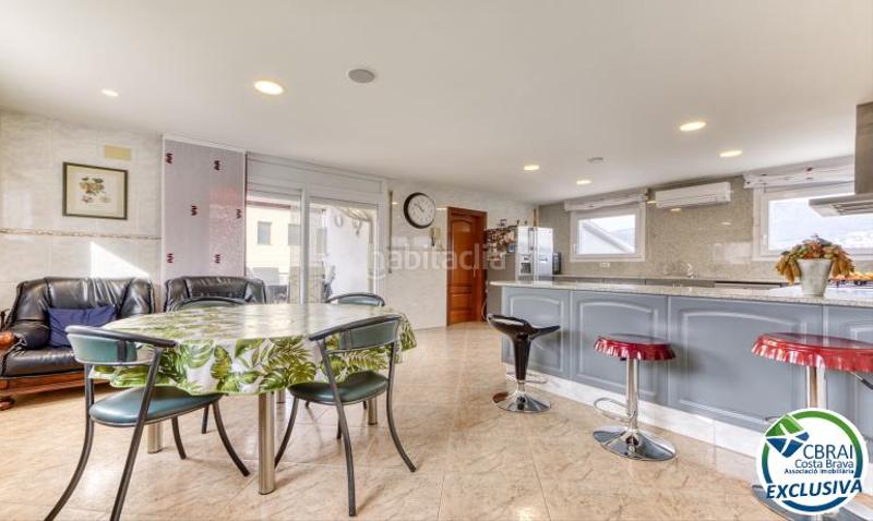 Foto a72addef-09ca-42e8-9416-436f85f644ed. Casa a carrer del cadí 13 a Nord Roses