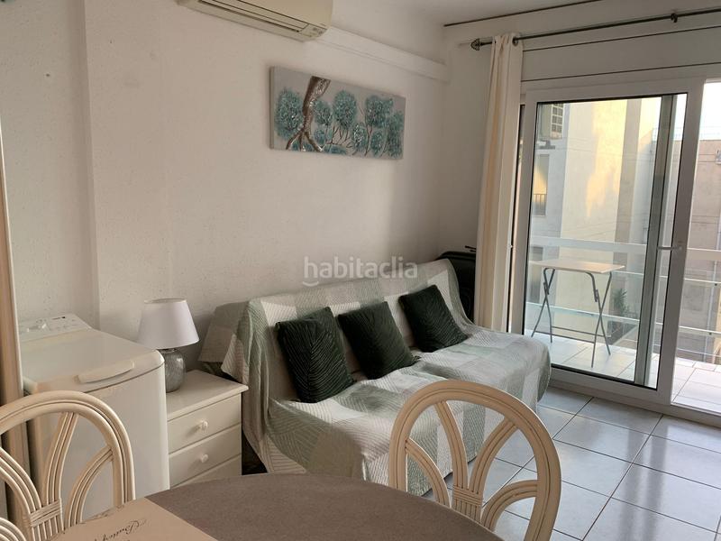 Foto 9b11cbfe-5e7b-4510-a231-b7ccceaaf4de. Piso en carrer de joanot martorell 5 très bel appartement vue mer avec licence touristique en Roses