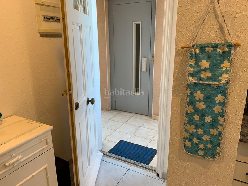 Foto b95f4975-8f37-4b24-b46e-bda4332d3d67. Piso en carrer de joanot martorell 5 très bel appartement vue mer avec licence touristique en Roses