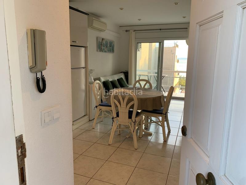 Foto de94ee22-51af-4257-8c54-1cf6b842f275. Piso en carrer de joanot martorell 5 très bel appartement vue mer avec licence touristique en Roses