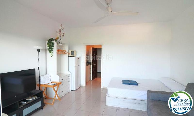 Foto bc7719ac-ae3d-4a51-9292-b46cbddda2ea. Estudio en carrer de l'alhambra 47 studio avec licence touristique en Roses