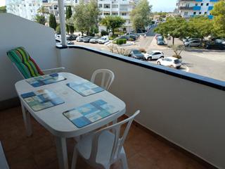 Estudi a Carrer port joan 25. Amplio estudio con terraza en santa margarita roses