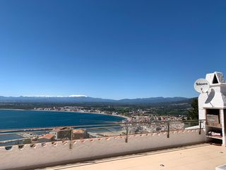 Etagenwohnung in Carrer víctor català 50. Increíble apartamento