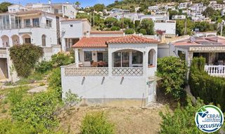 Casa  Carrer albacete 11. Villa independiente con vistas al mar, licencia turística y un j