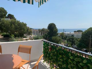 Pis  Avinguda de josé díaz pacheco 131. Bonito piso con vista mar a almadrava roses