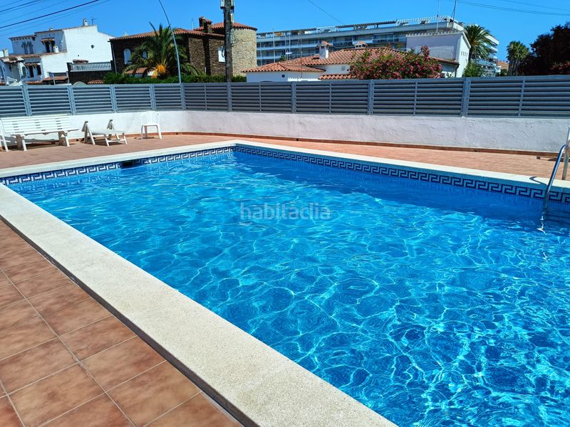 Foto 270e8a00-3200-4281-8e38-1439629e1605. Casa adossada amb calefacció piscina a Santa Margarida Roses