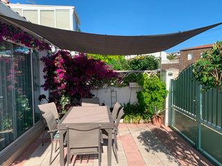 Reihenhaus  Carrer punta de la ferrera. Bonita casa 3 dormitorios con jardin a santa margarita-roses