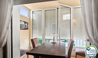 Etagenwohnung  Avinguda fages de climent 1. Poblat típic acogedor apartamento en pleno centro de empuriabrav