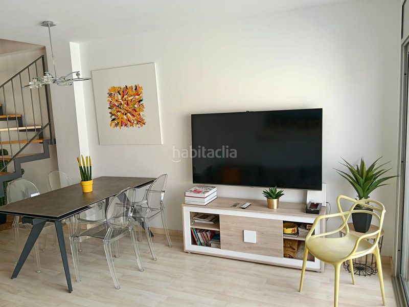 Foto fb2abd93-b5fe-423f-bcfa-8f2b8c1d69f2. Dachwohnung in carrer tirso de molina 49 in Centre Roses