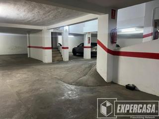 Aparcament cotxe a Calle obispo jaime perez 45