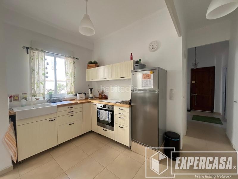 Foto a7c9d6dd-e009-420e-bef8-021f6e3a21c0. Pis a Mont Olivet Valencia