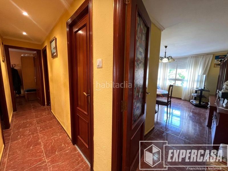Foto c5a5b2b6-fceb-46ef-9ba3-a555805783d5. Piso en Mont Olivet Valencia